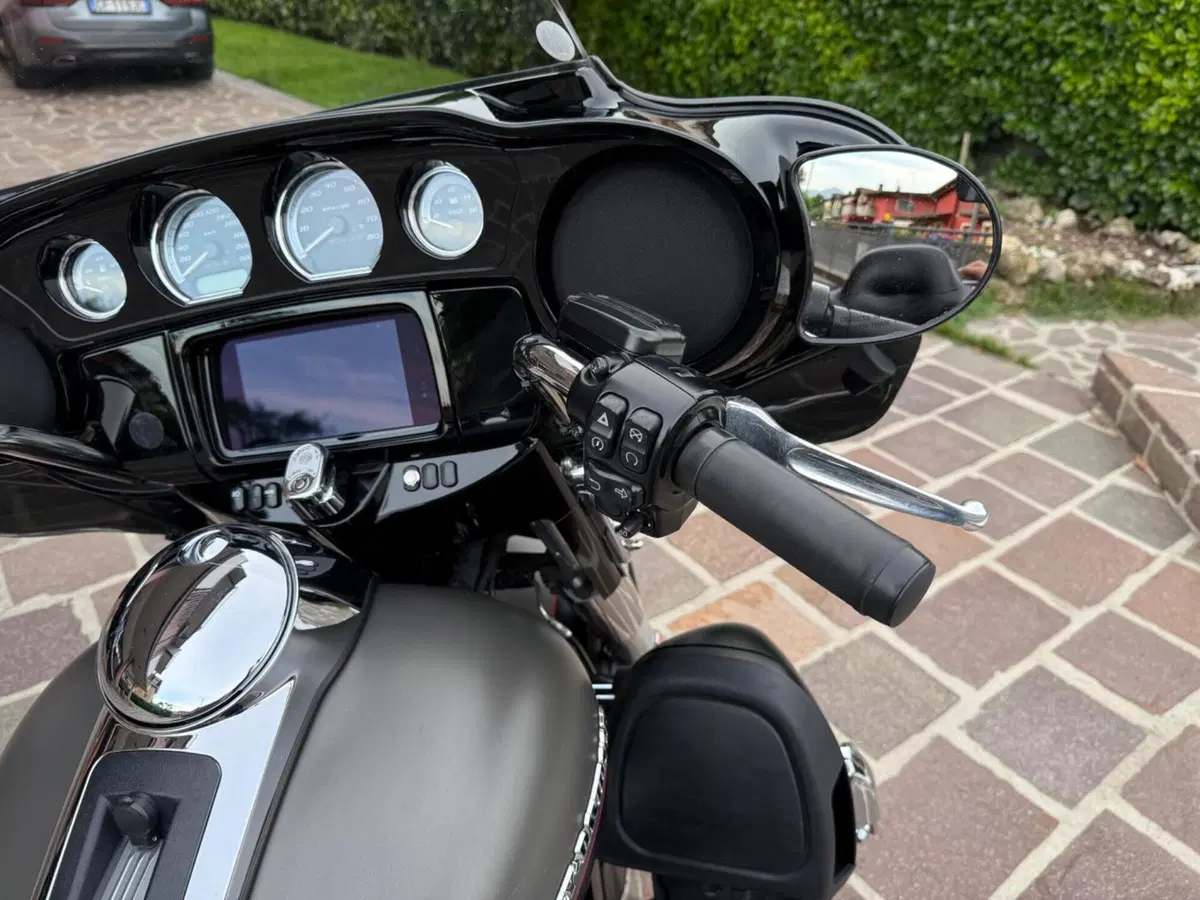 Harley-Davidson 114 Electra Glide Ultra Limited (2019) - FLHTK (11)