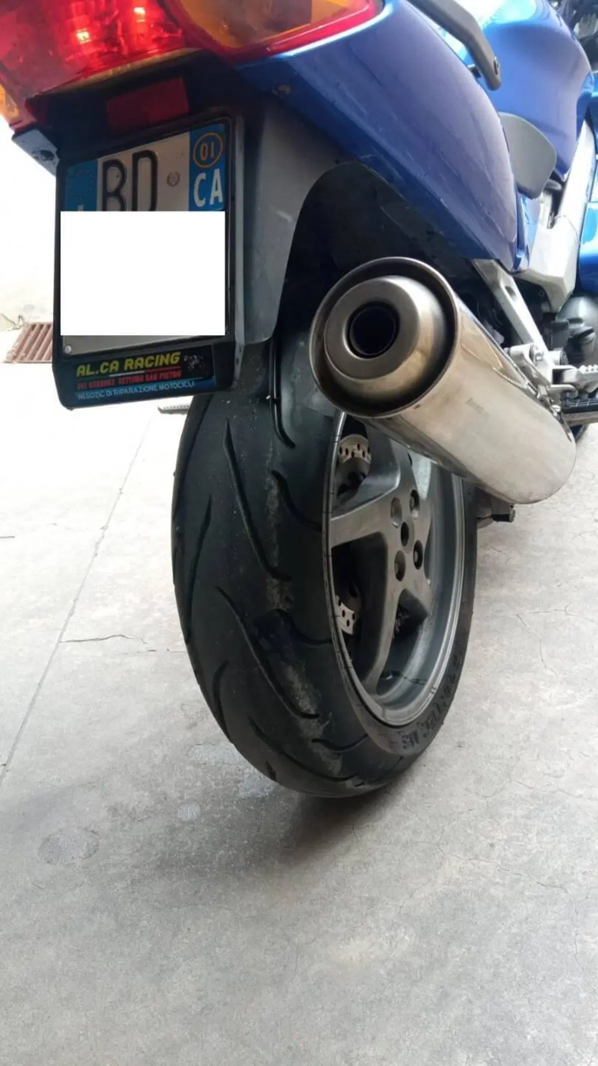 Honda VFR 800 (1998 - 01) (4)