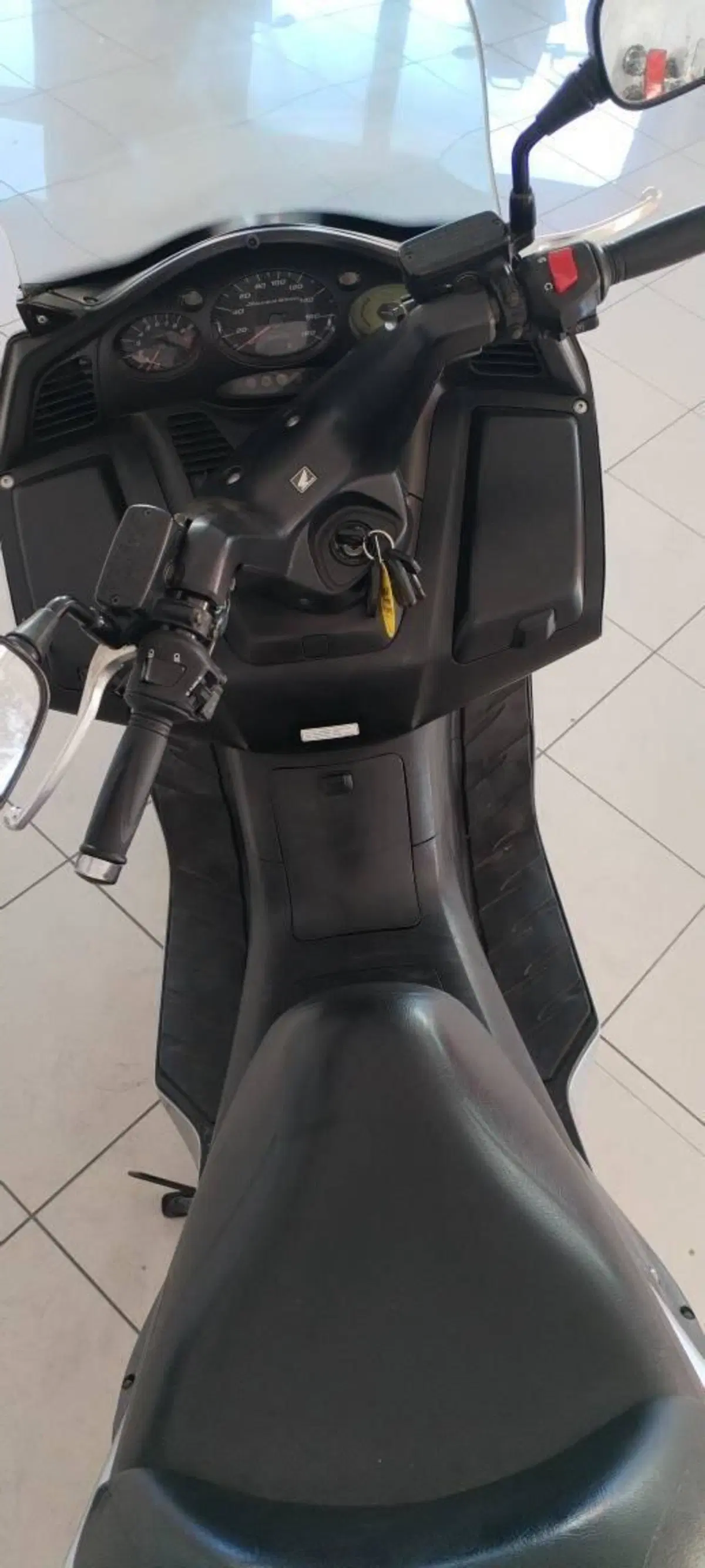 Honda Silver Wing 400 (2006 - 09) (4)