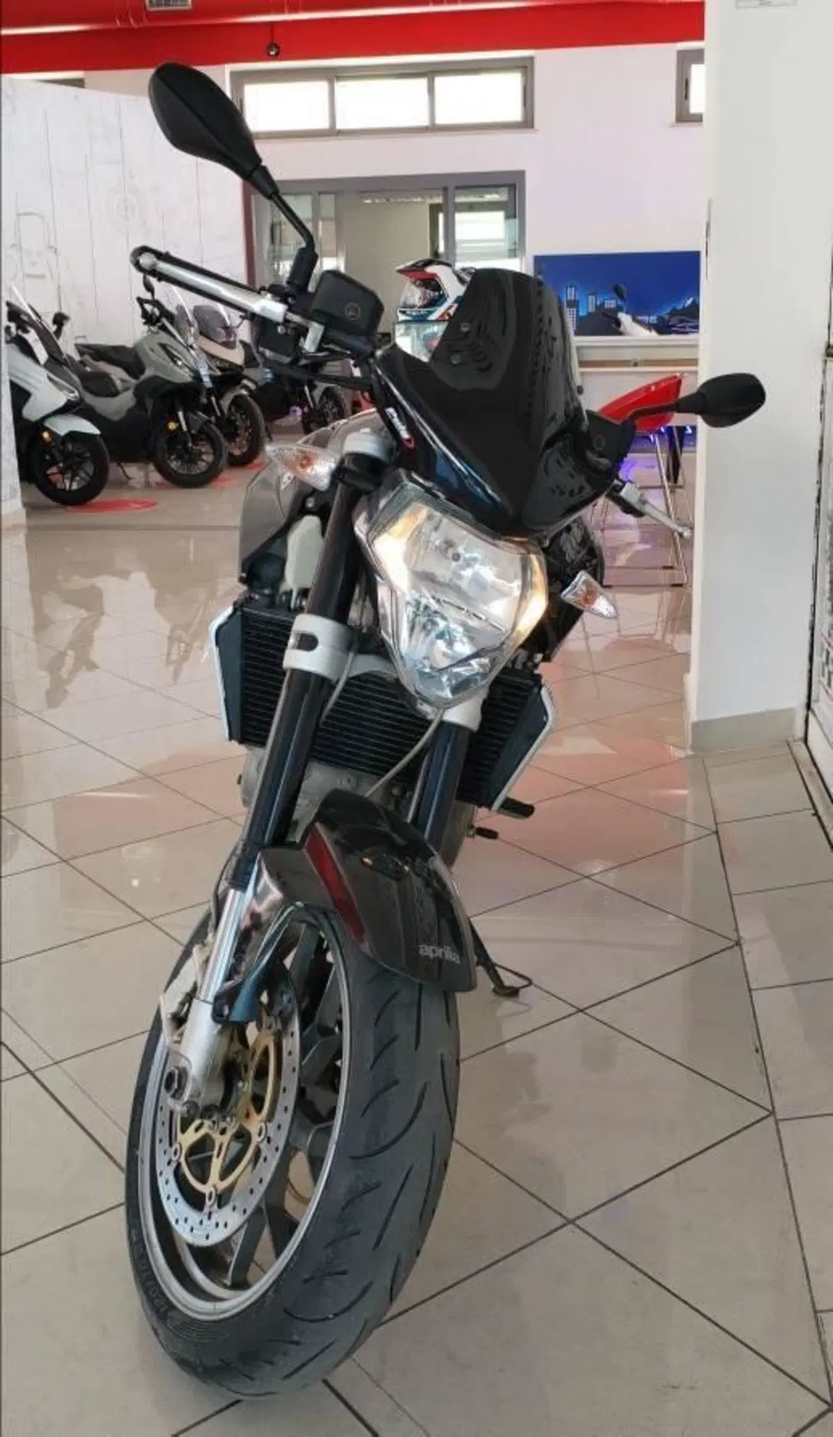 Aprilia Shiver 750 ABS (2010 - 17) (2)