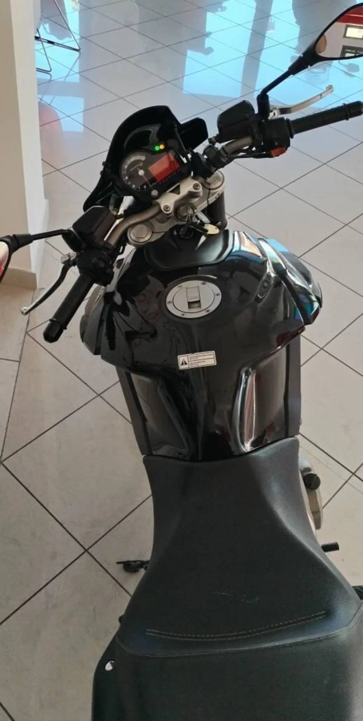Aprilia Shiver 750 ABS (2010 - 17) (5)