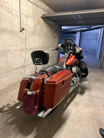Harley-Davidson 1690 Street Glide (2011 - 13) - FLHX usata