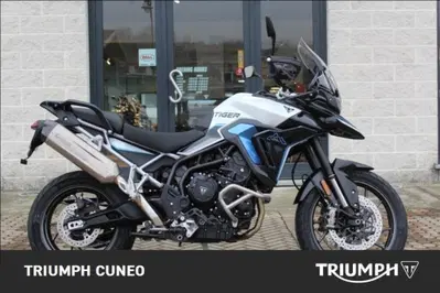 Triumph Tiger 900 Alpine Special Edition (2026) nuova