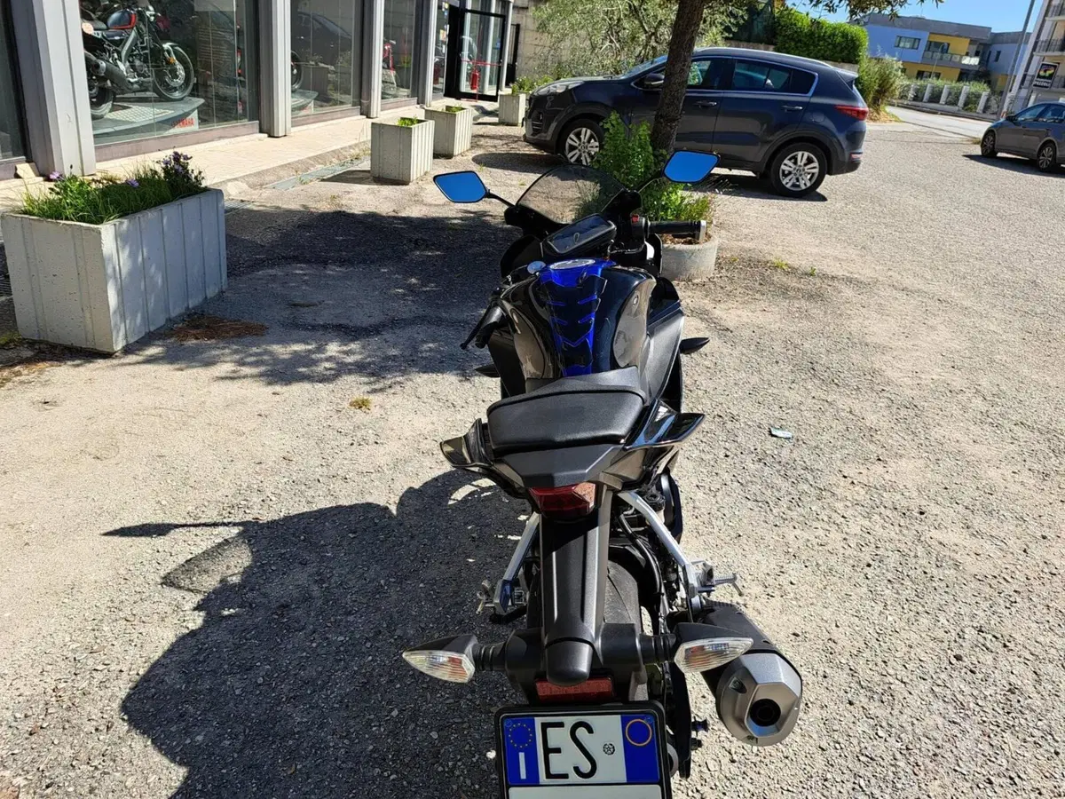 Yamaha YZF R125 (2021 - 22)