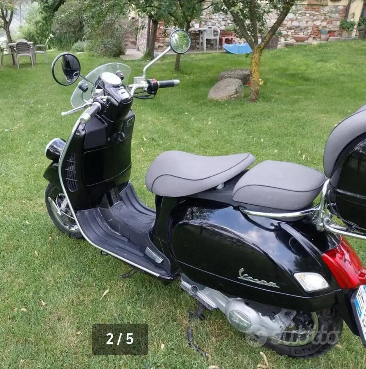 Vespa GTV 300 Via Montenapoleone ABS (2010 - 16) (2)