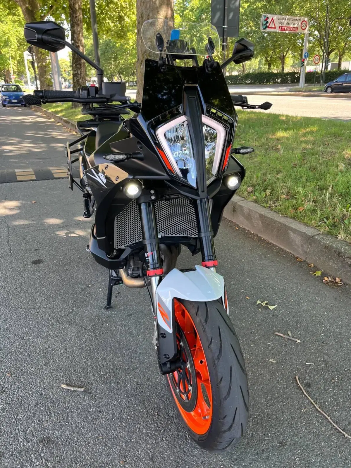 KTM 890 SMT (2023 - 25)