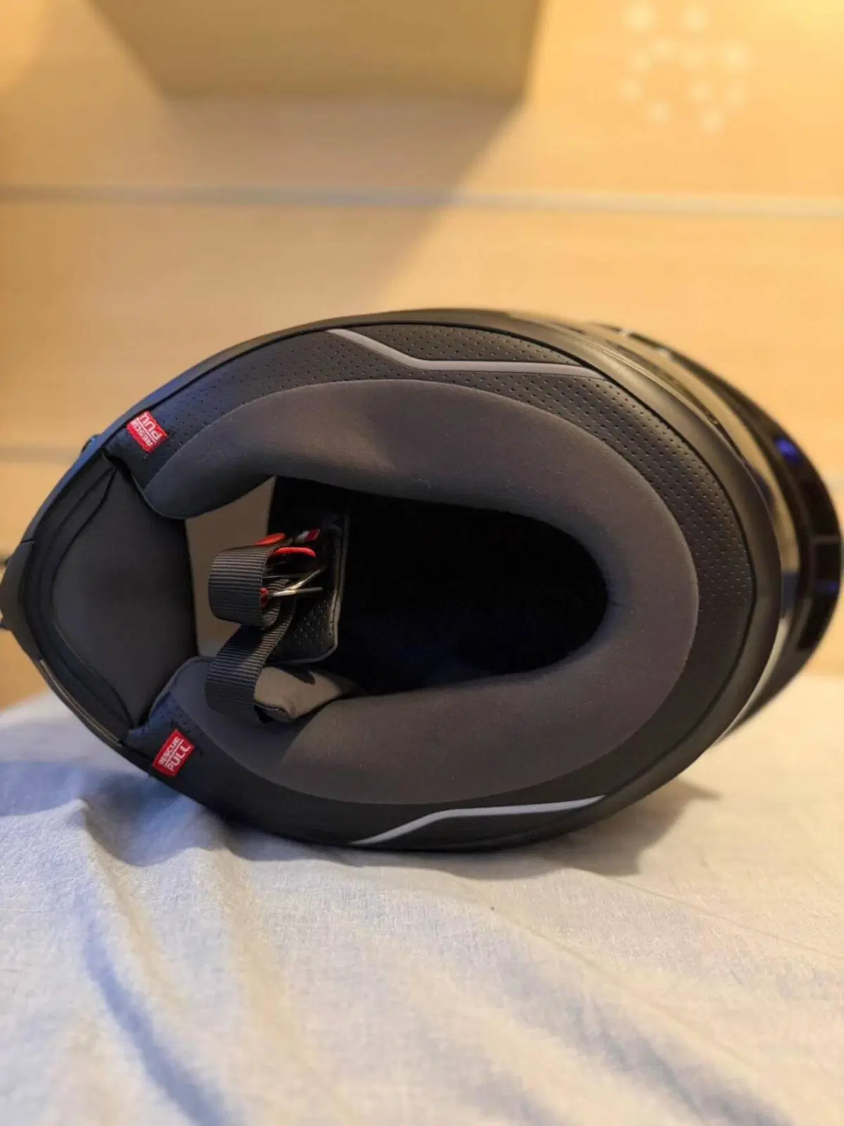 AGV K6S TAGLIA L USATO POCHISSIMO (4)