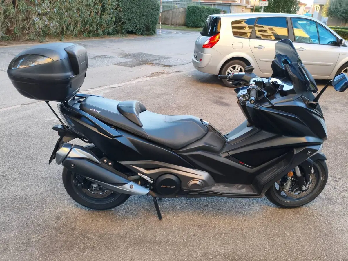 Kymco AK 550 (2017 - 19) (3)