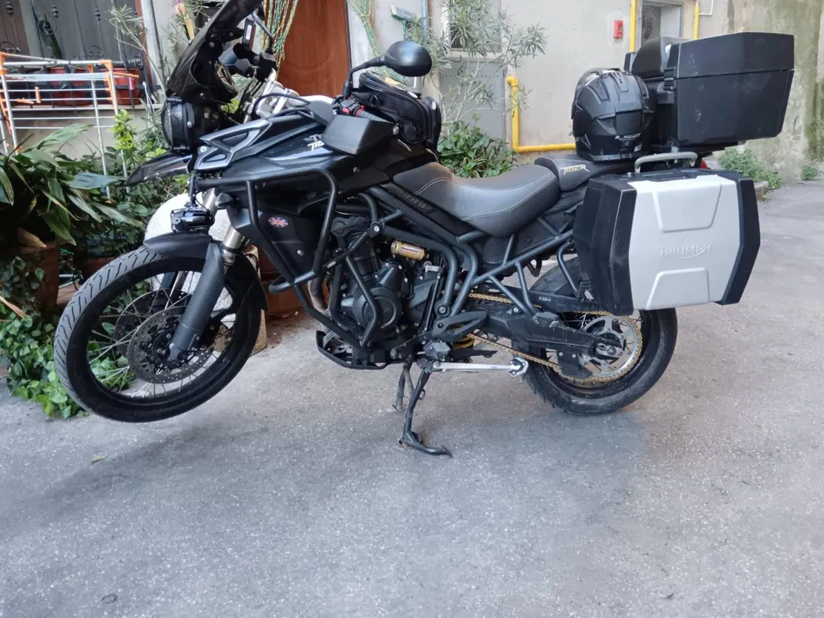 Triumph Tiger 800 XC ABS (2010 - 14) (4)