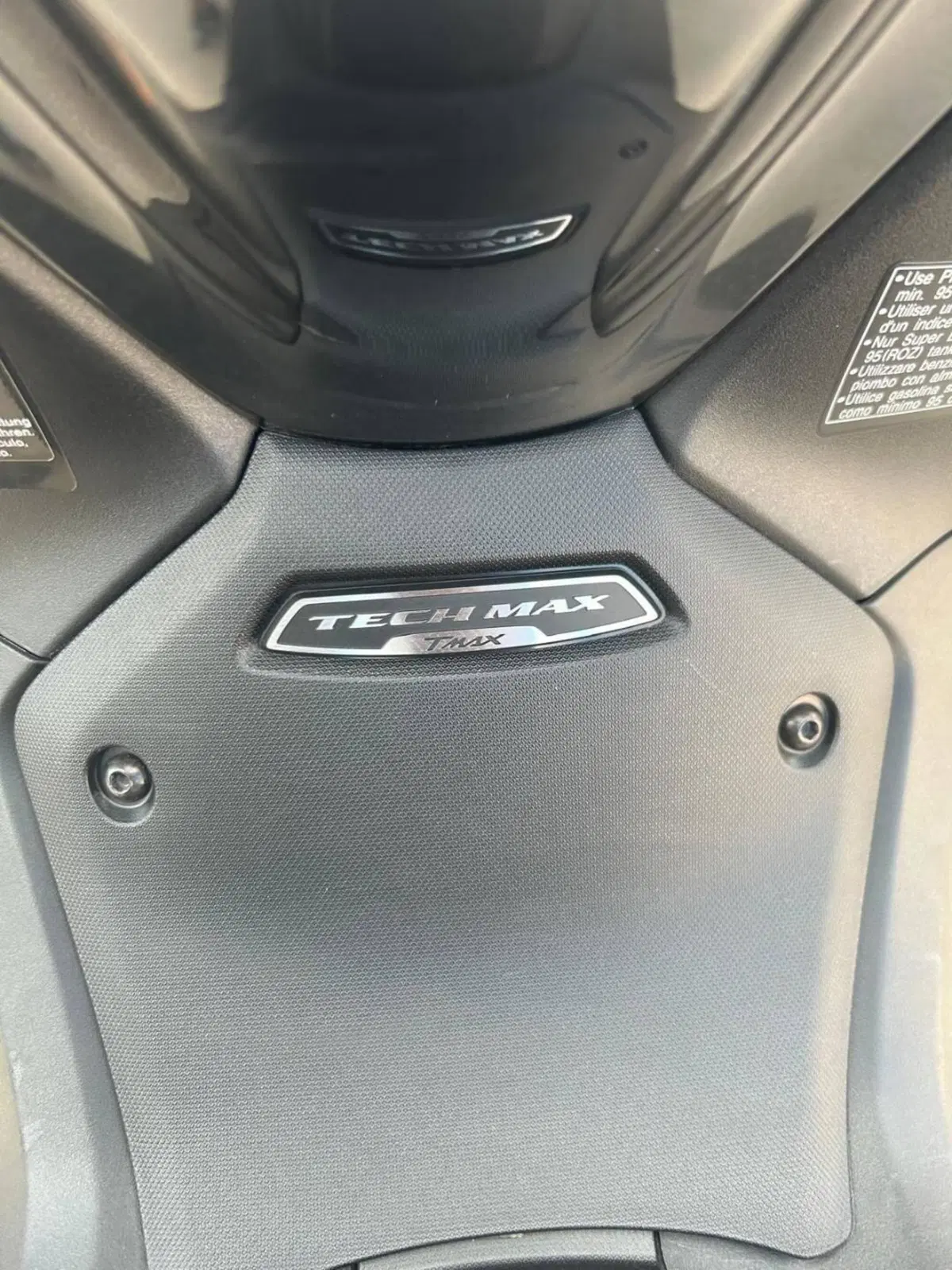 Yamaha T-Max 560 Tech Max (2022 - 24) (6)