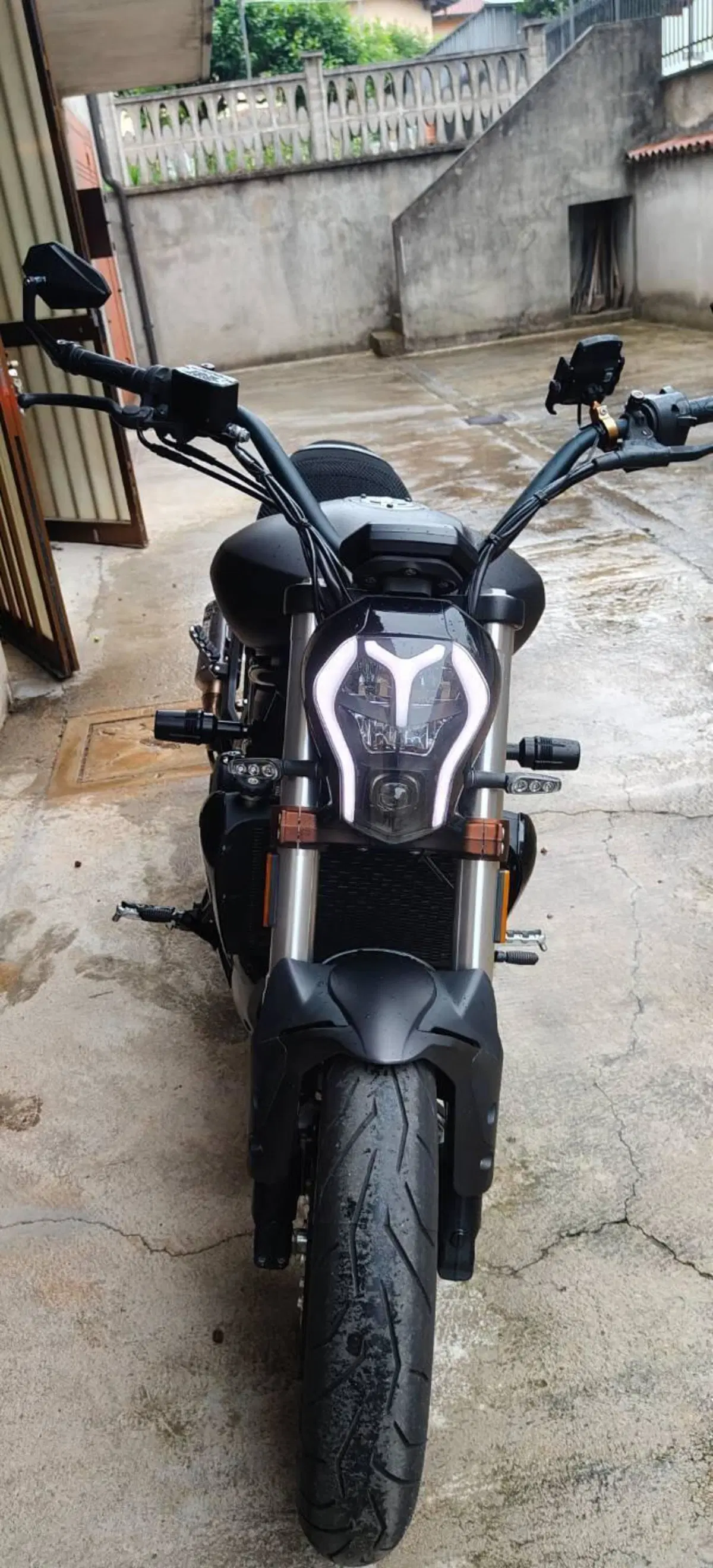 Benelli 502 C (2021 - 25) (4)