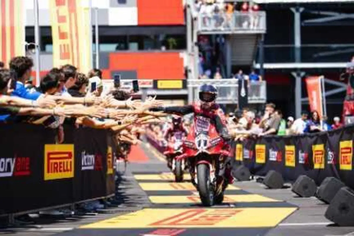SBK 2026. GP dell’Emilia Romagna. A Misano Nicolò Bulega domina Gara1 [GALLERY] (9)