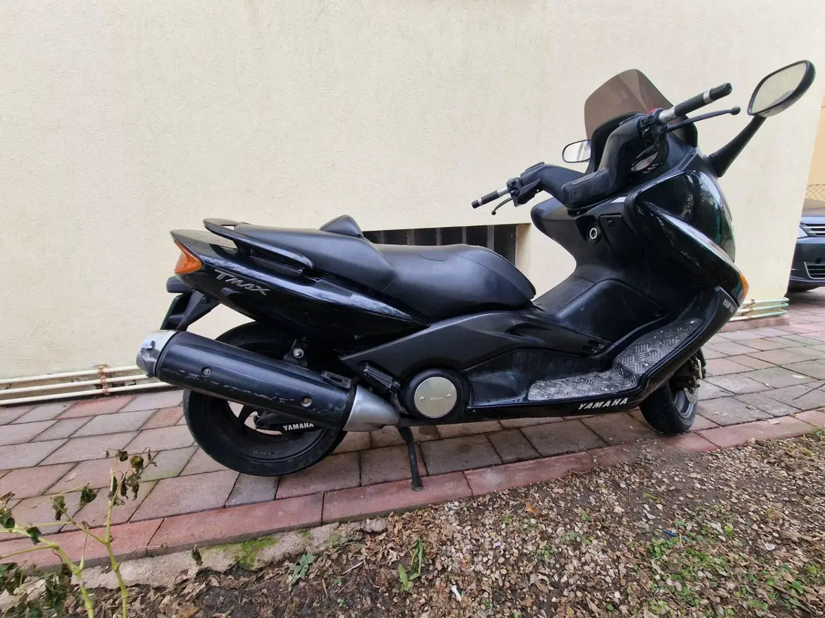 Yamaha T-Max 500 (2004 - 07) (3)