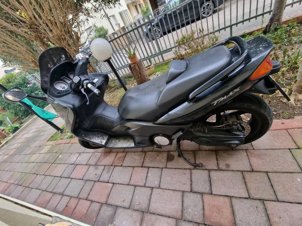 Yamaha T-Max 500 (2004 - 07) (6)