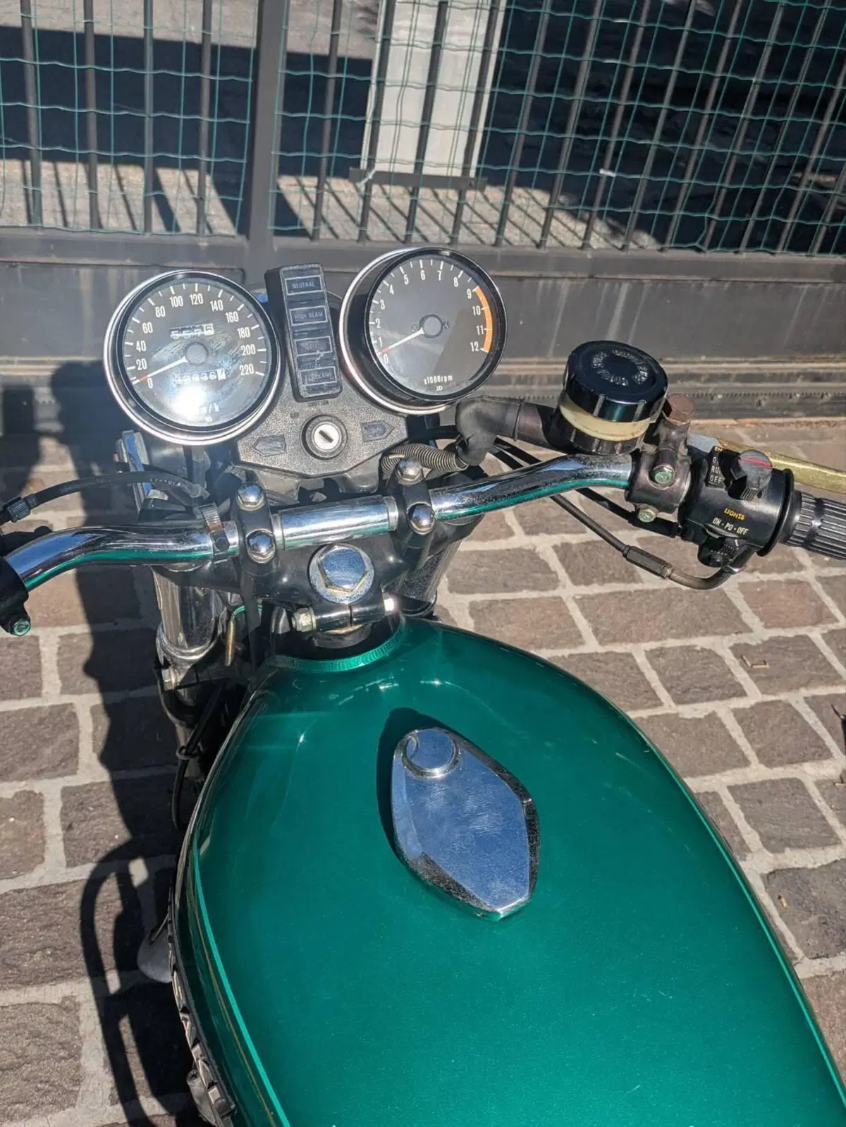 Kawasaki Z 650  (2)