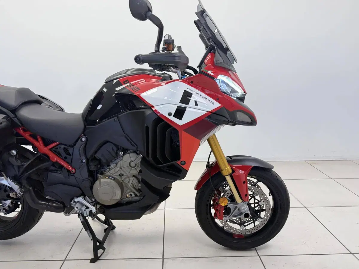 Ducati Multistrada V4 Pikes Peak (2021 - 24) (12)