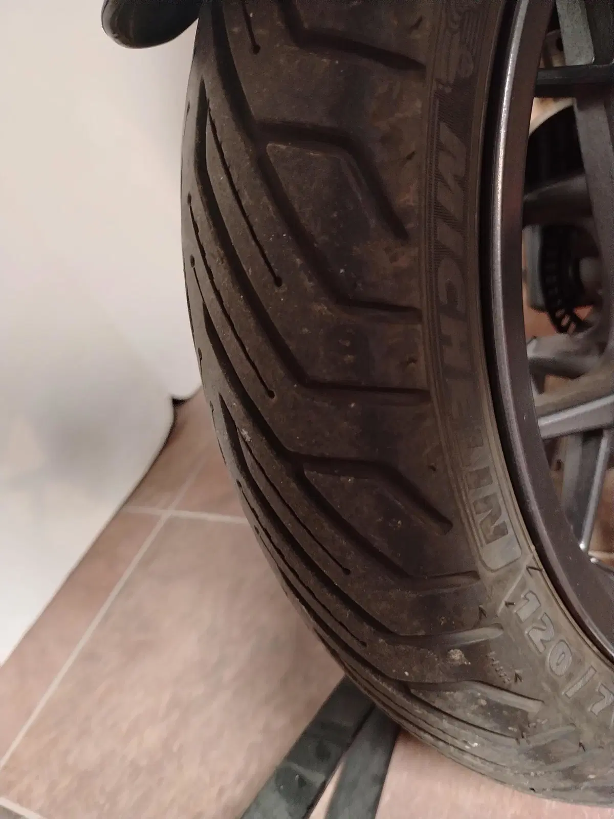 Yamaha X-Max 125 Tech Max (2021 - 24) (8)