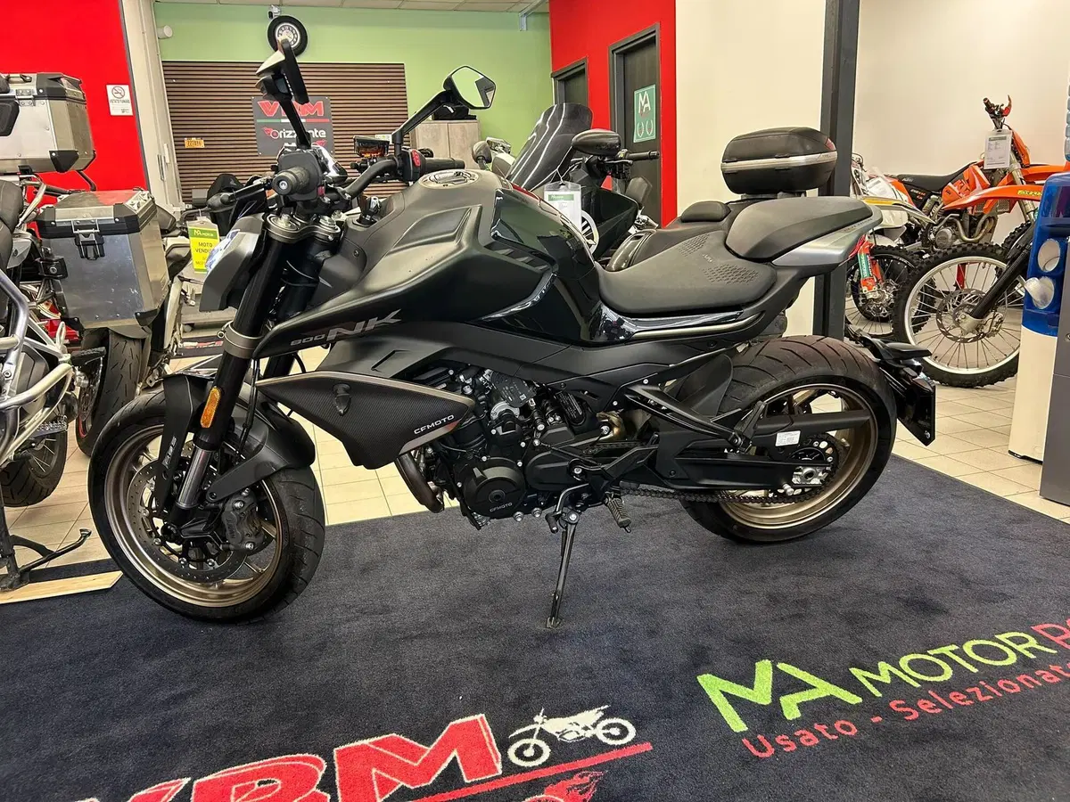 CFMOTO 800NK Sport (2023 - 26) (2)