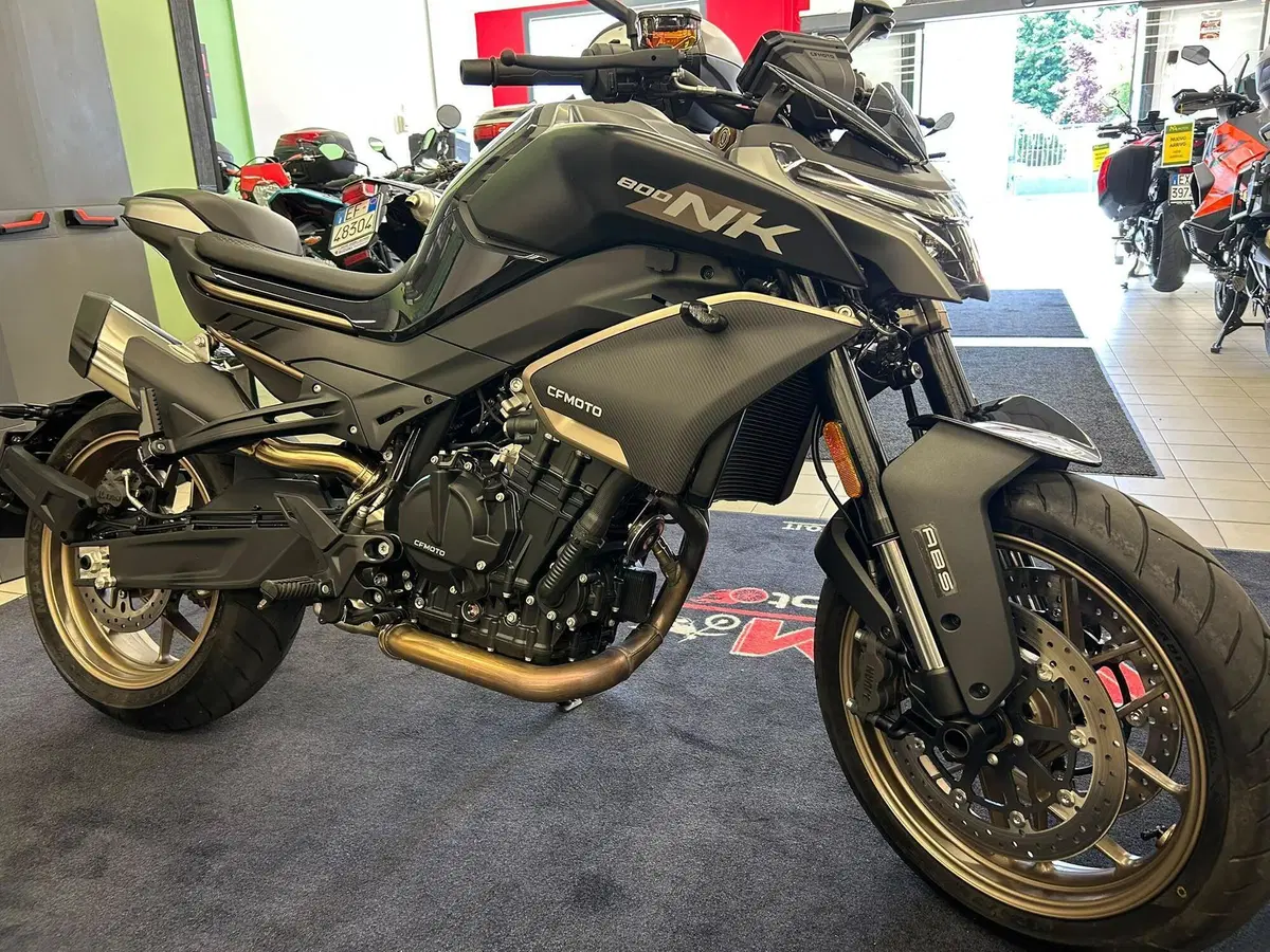 CFMOTO 800NK Sport (2023 - 26) (3)