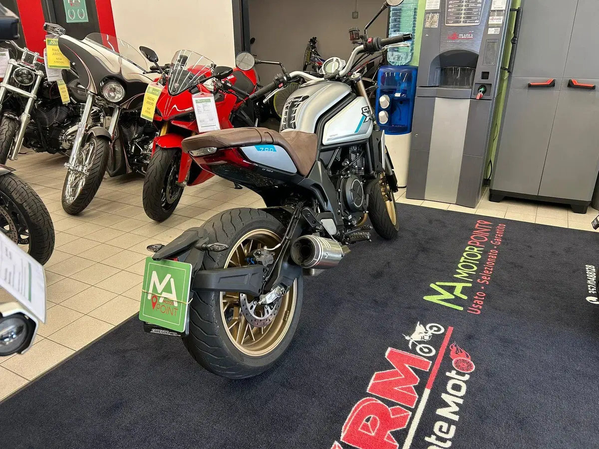 CFMOTO 700CL-X Heritage (2021 - 26) (5)