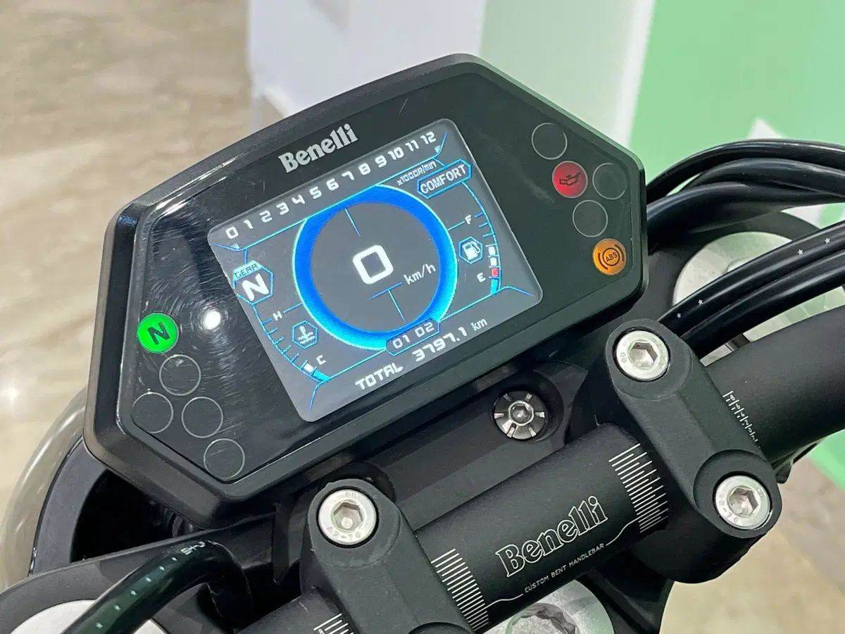 Benelli 502 C (2019 - 20) (2)