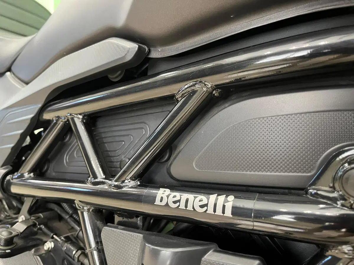 Benelli 502 C (2019 - 20) (13)