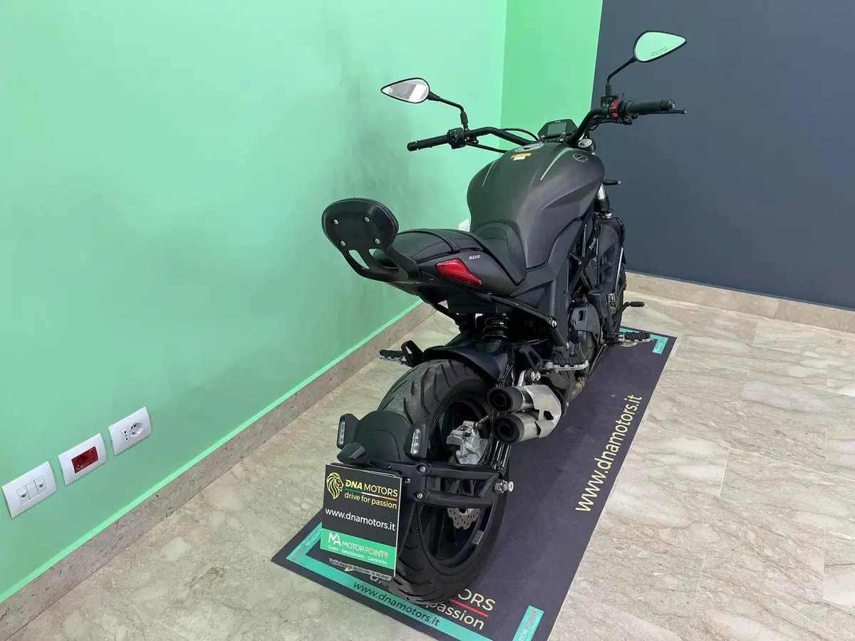 Benelli 502 C (2019 - 20) (14)