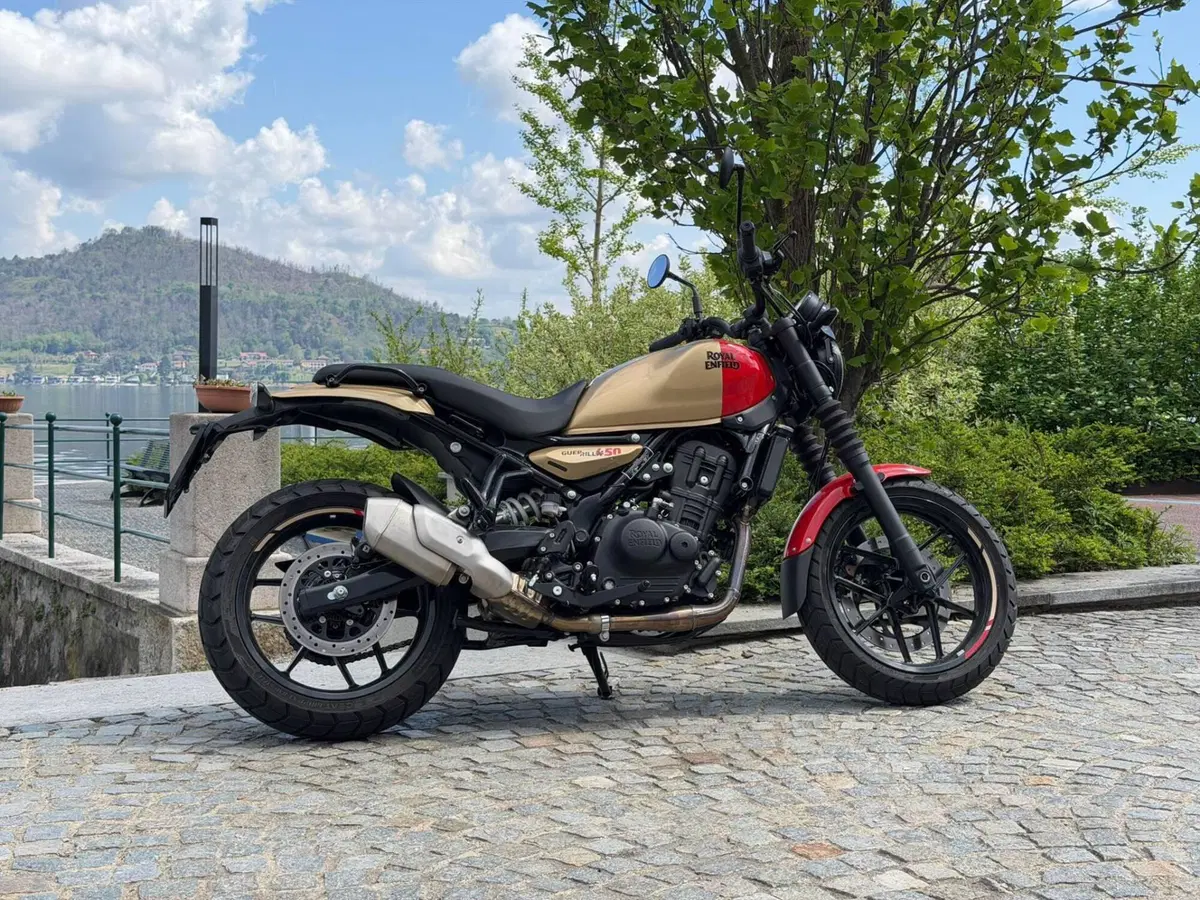 Royal Enfield Guerrilla 450 (2024 - 26) (2)