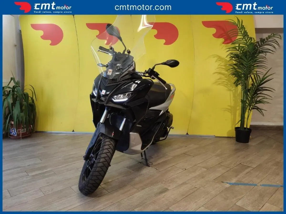 Aprilia SR GT 200 (2022 - 24) (2)