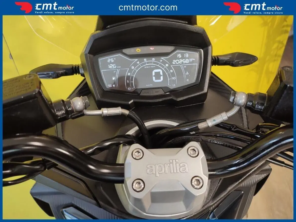 Aprilia SR GT 200 (2022 - 24) (5)