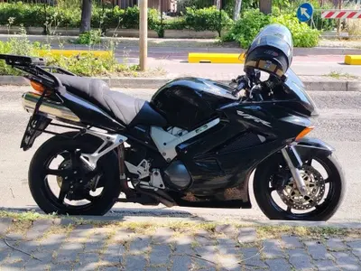 Honda VFR 800 (2002 - 05) usata