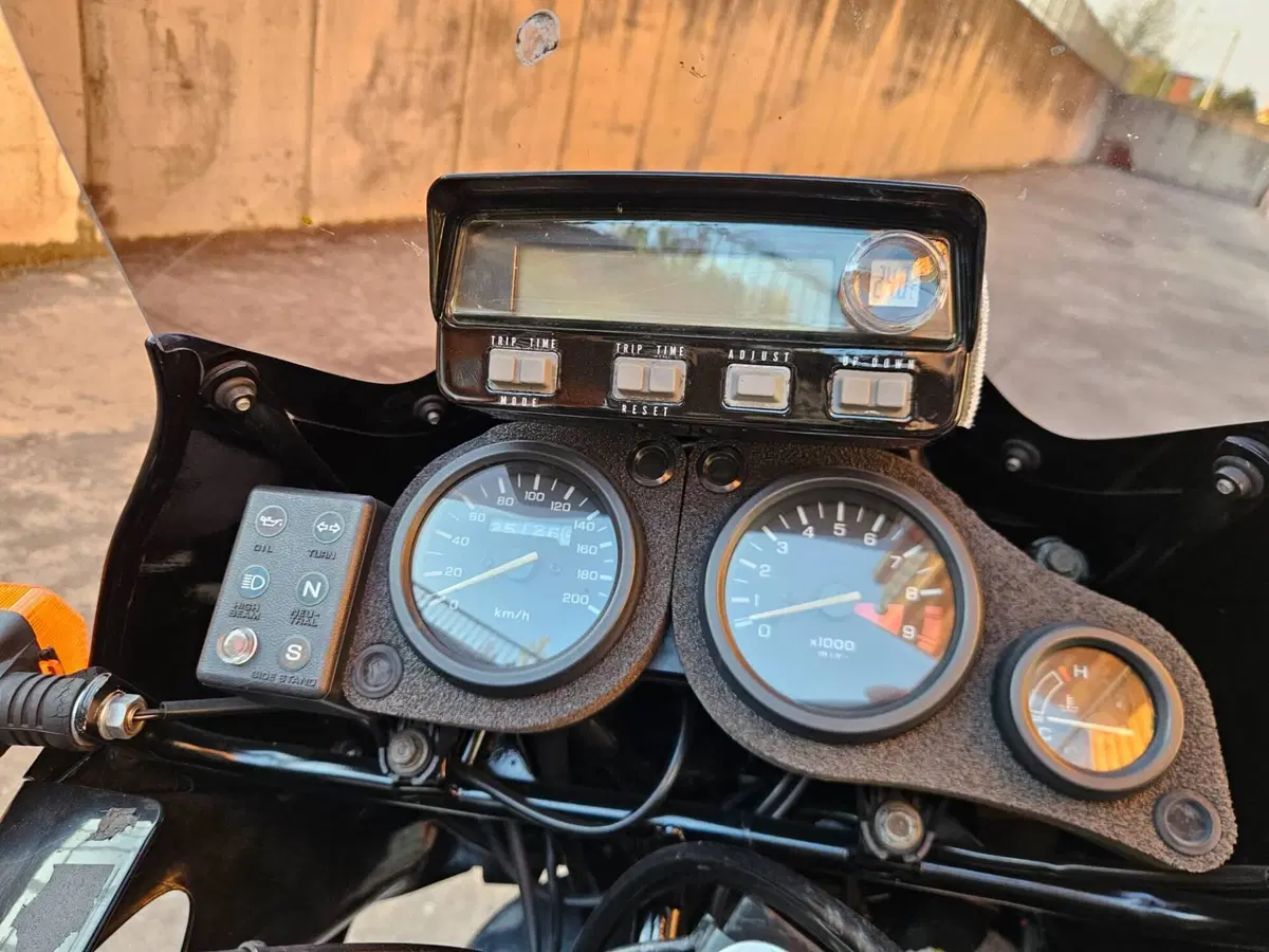 Honda Africa Twin XRV 750 (1996 - 02) (6)