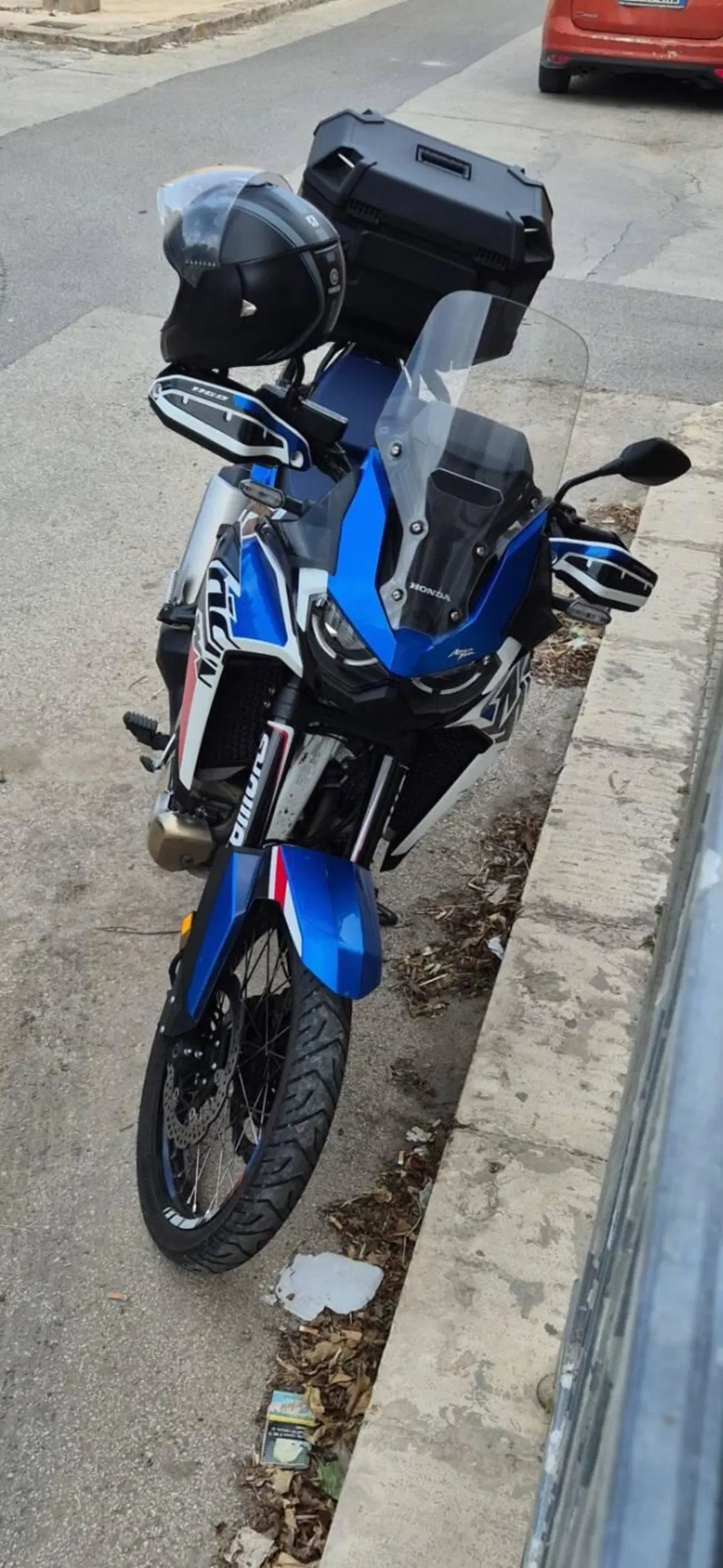 Honda Africa Twin CRF 1100L Urban (2022 - 23) (3)