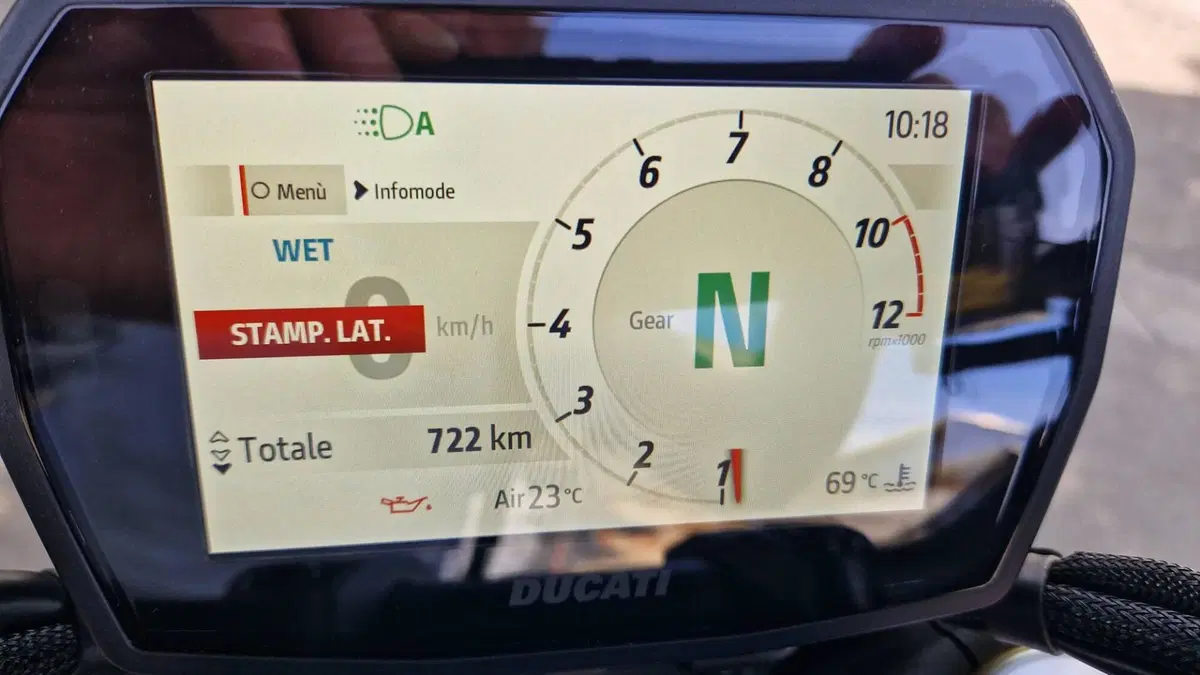 Ducati Hypermotard V2 (2026) (5)
