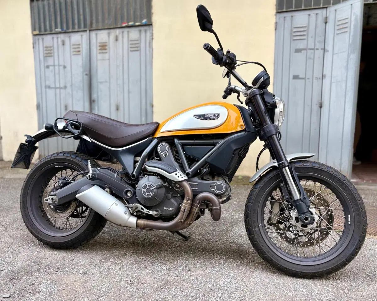 Ducati Scrambler 800 Classic (2015 - 16) (2)