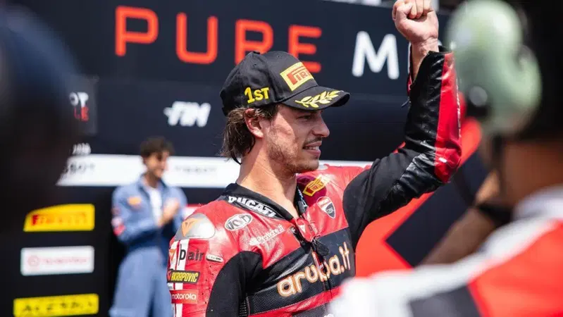 SBK 2026. GP dell&rsquo;Emilia Romagna. Nicol&ograve; Bulega si aggiudica la Superpole Race di Misano [GALLERY]