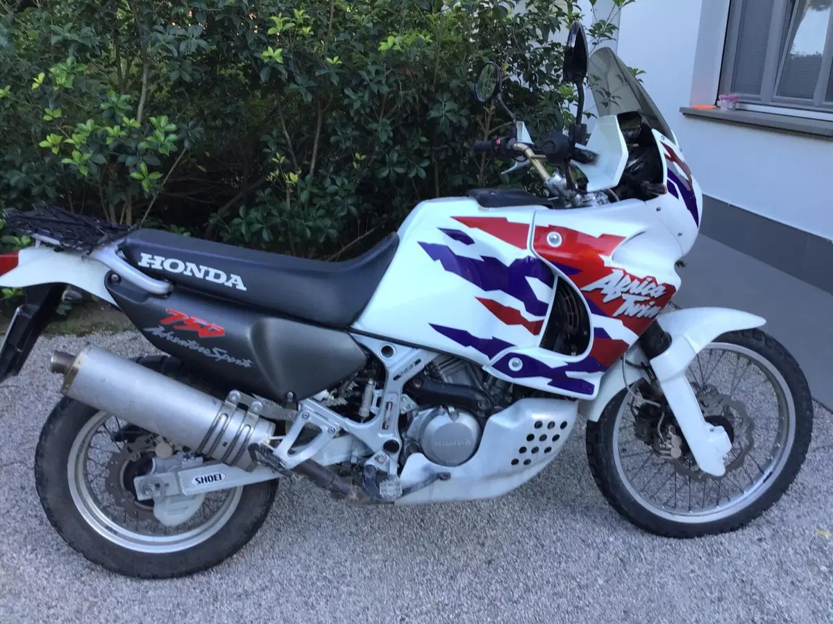 Honda Africa Twin XRV 750 (1996 - 02) (4)