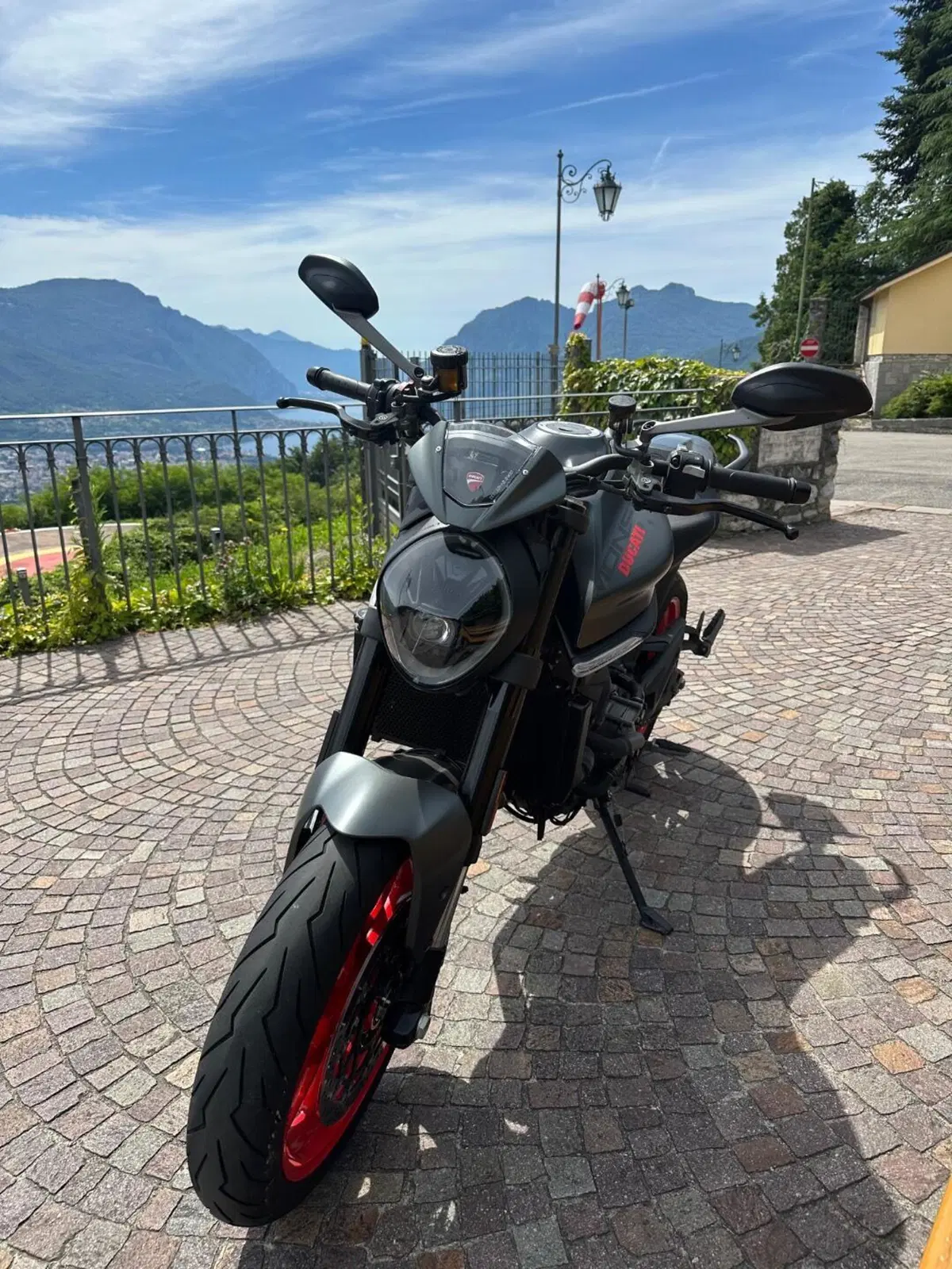 Ducati Monster 937 + (2021 - 25) (10)