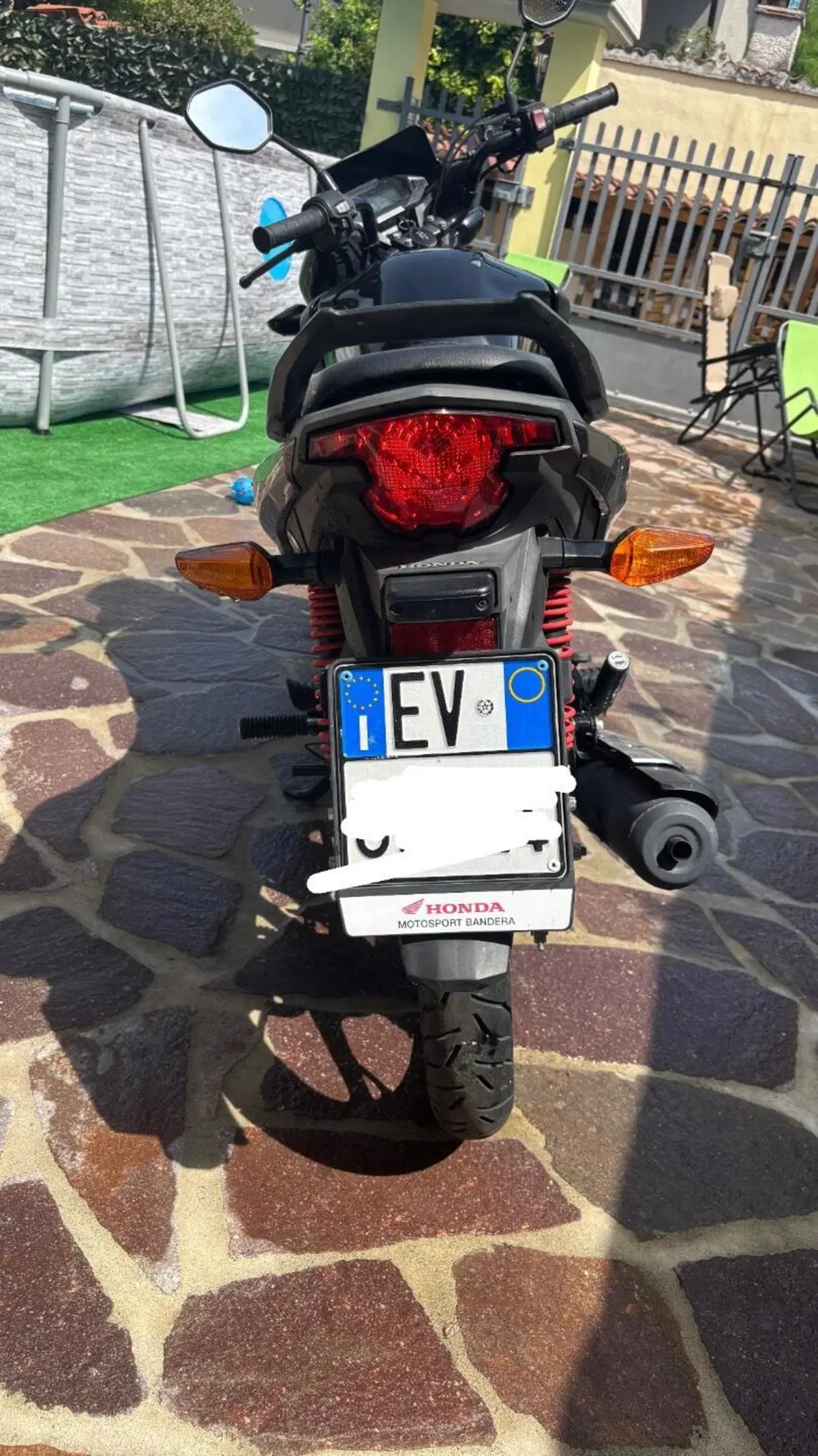 Honda CB 125 F (2021 - 25) (3)