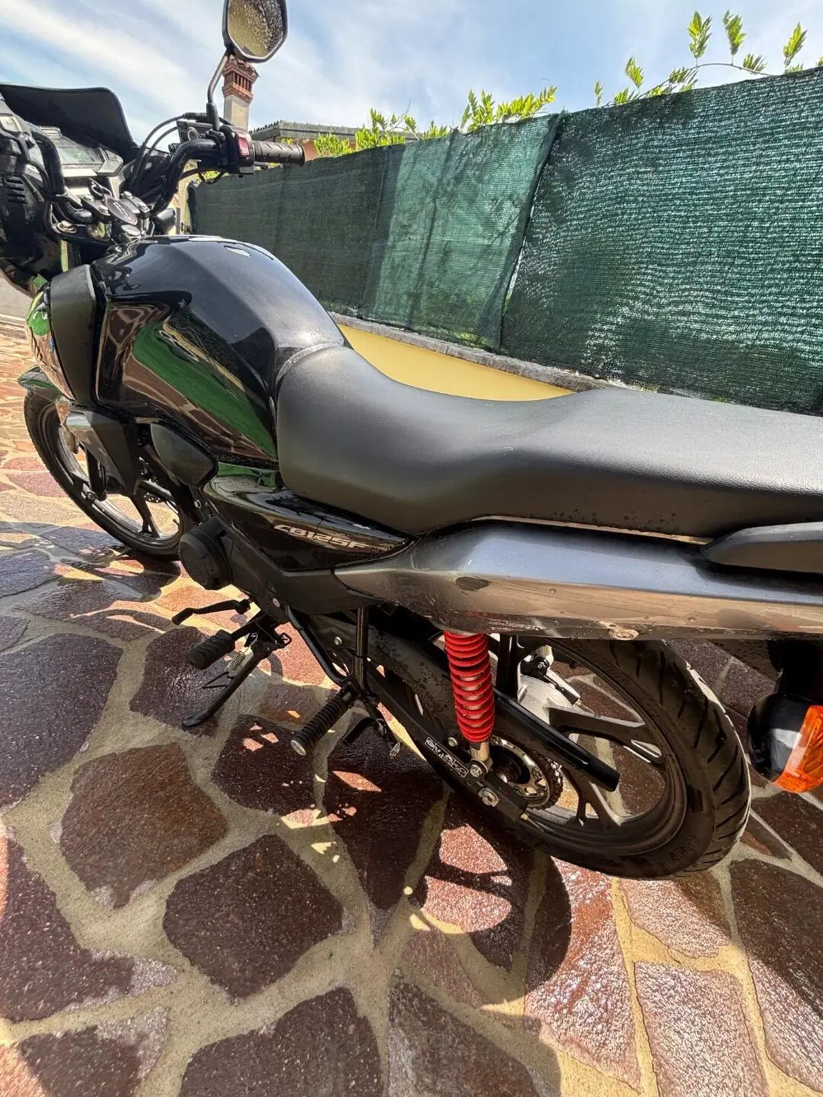 Honda CB 125 F (2021 - 25) (5)