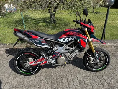 Aprilia Dorsoduro 750 (2009 - 14) usata