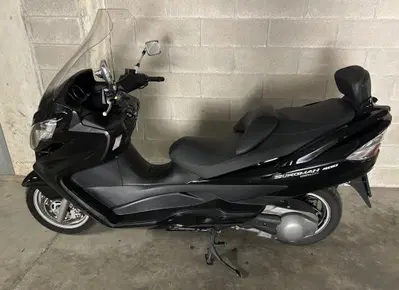 Suzuki Burgman AN 400 (2008 - 13) usata