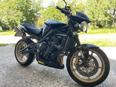 Triumph Street Triple R (2009 - 12) usata