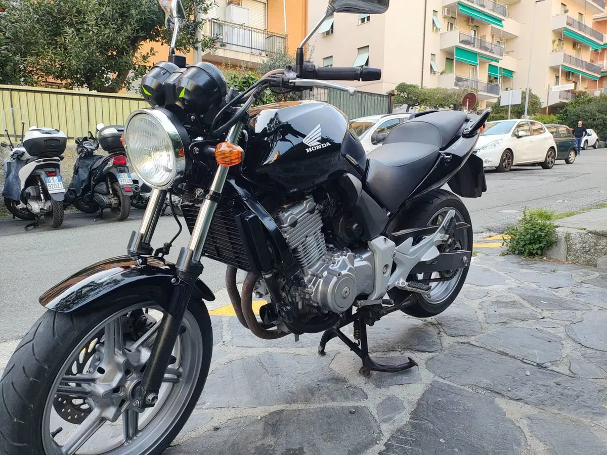 Honda Cbf (3)
