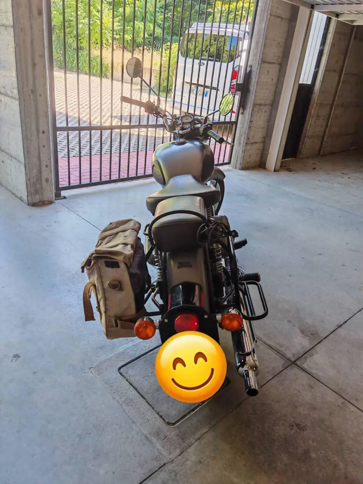 Royal Enfield Classic 500 EFI Gunmetal Grey (2018 - 20) (3)
