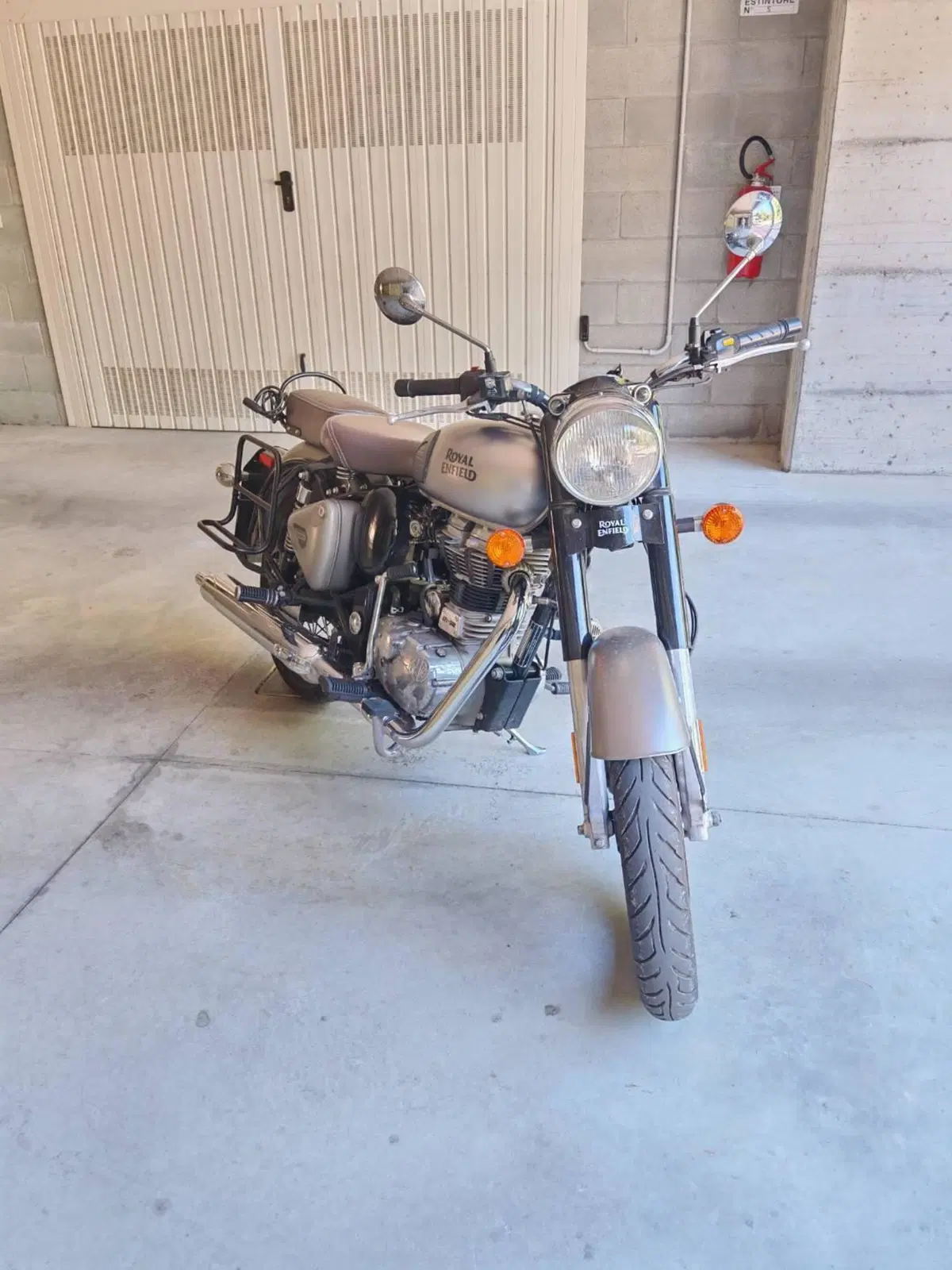 Royal Enfield Classic 500 EFI Gunmetal Grey (2018 - 20) (5)