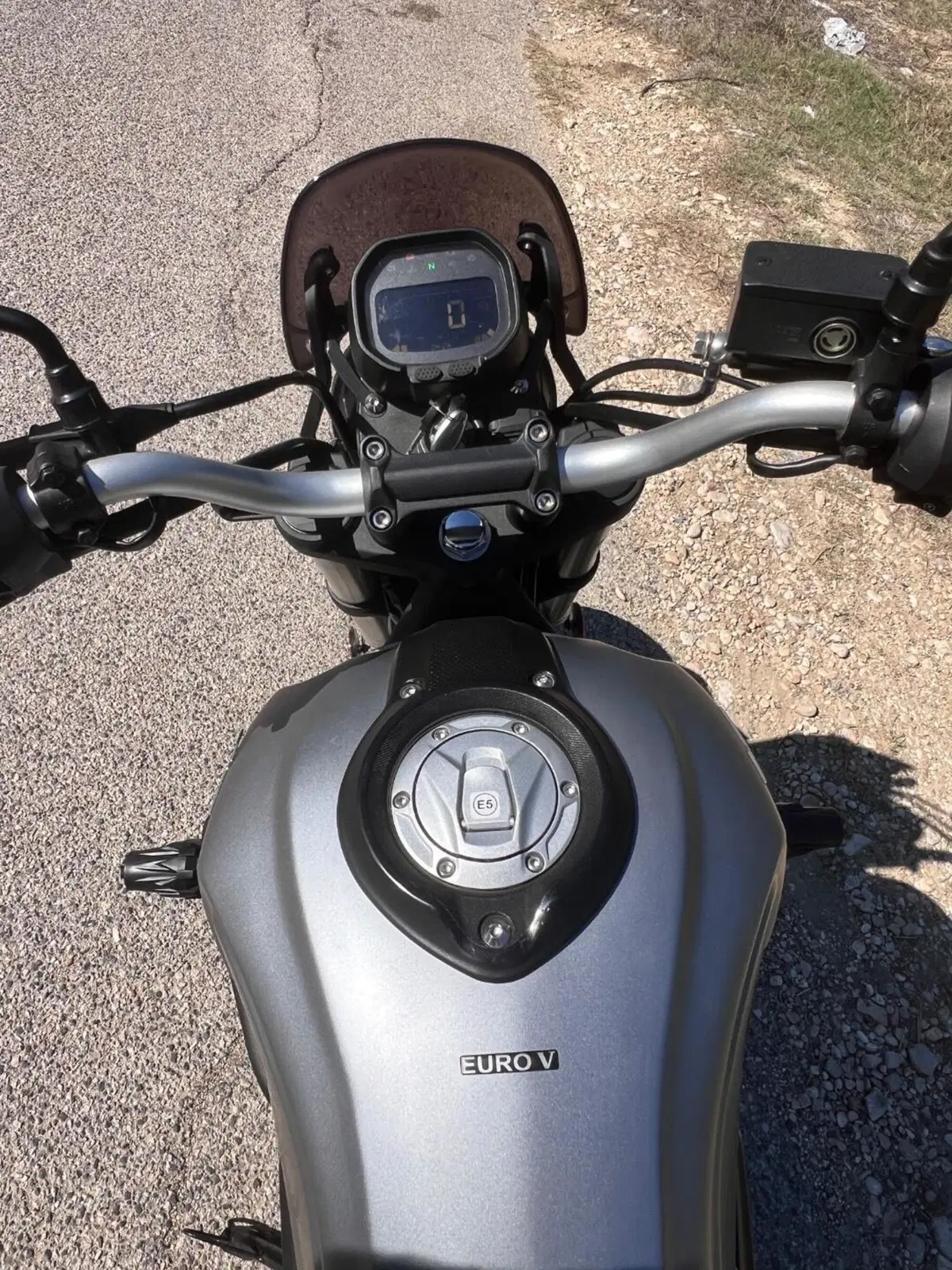 Voge Trofeo 300ACX Scrambler (2021 - 26) (10)