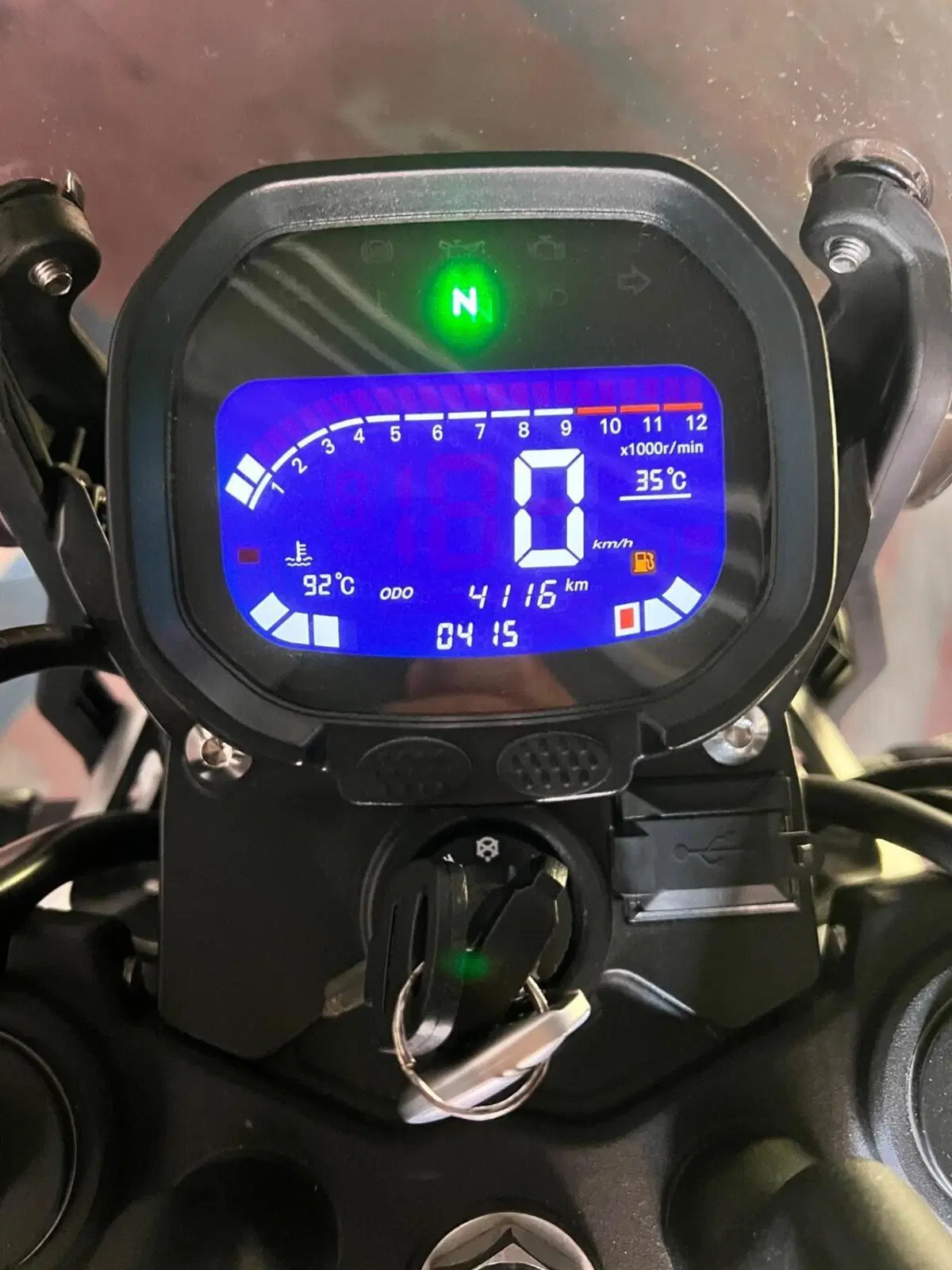 Voge Trofeo 300ACX Scrambler (2021 - 26) (11)