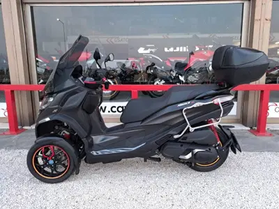 Piaggio MP3 400 ABS Hpe (2023 - 25) usata