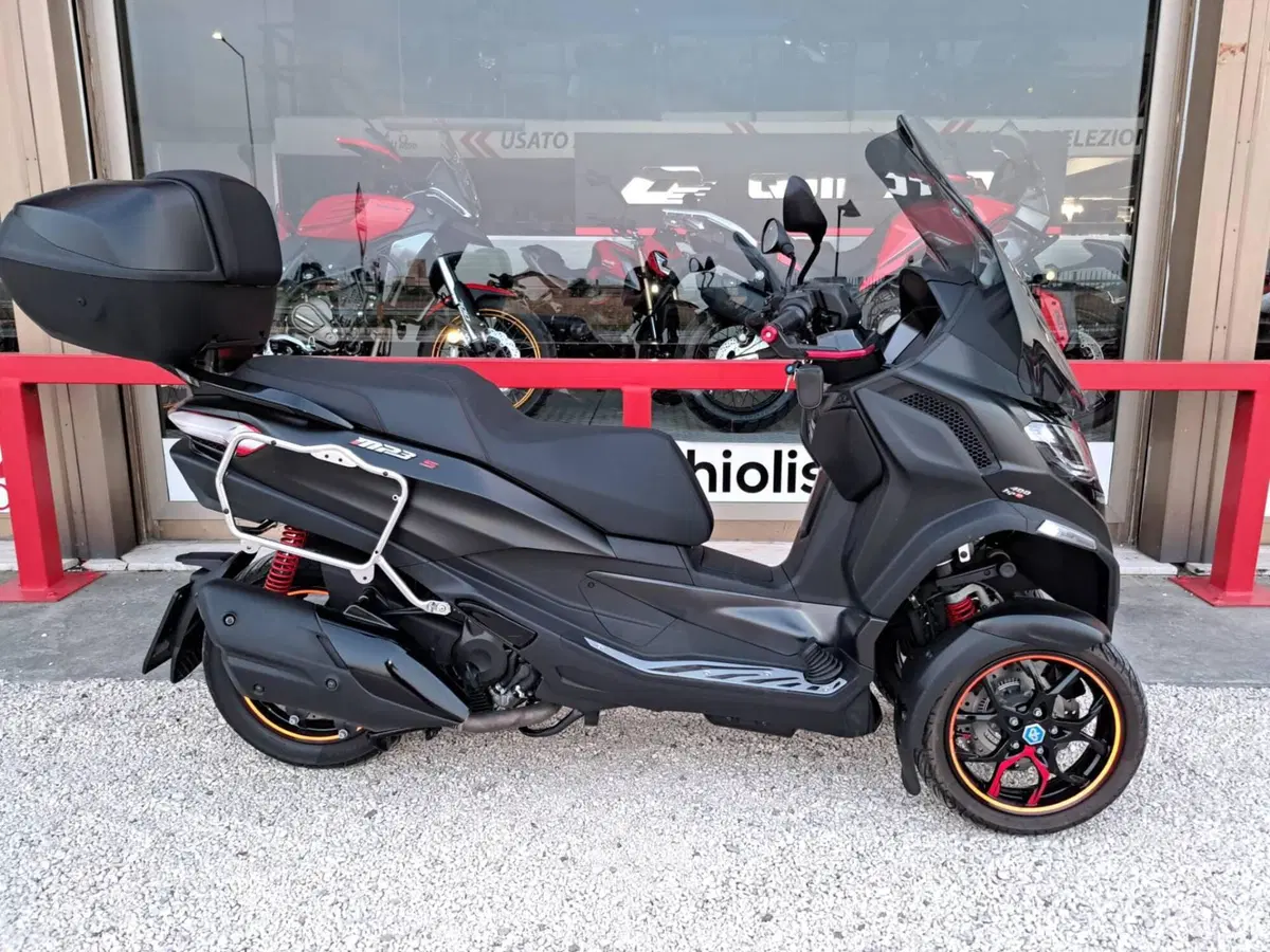 Piaggio MP3 400 ABS Hpe (2023 - 25) (2)